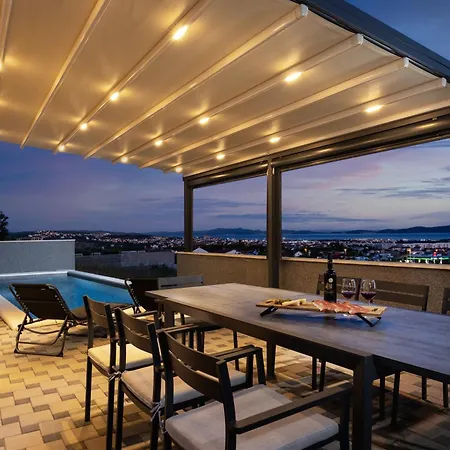 דירה Beverly Hills, Heated Pool, Jacuzzi, 12 People