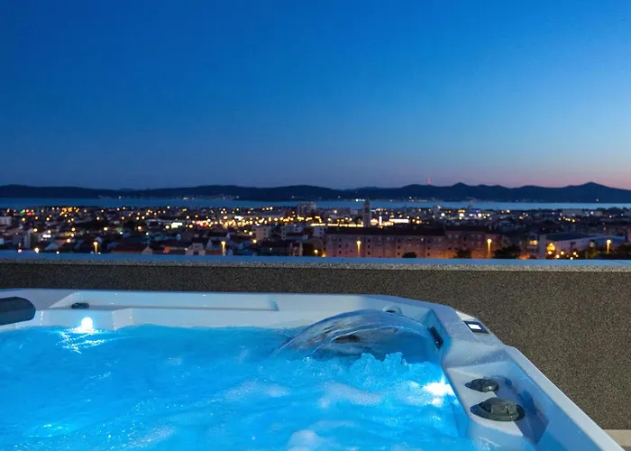 דירה Beverly Hills, Heated Pool, Jacuzzi, 12 People