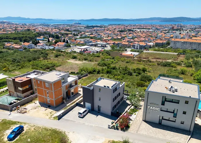 Beverly Hills, Heated Pool, Jacuzzi, 12 People דירה *