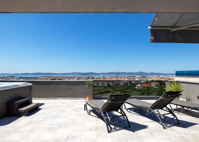 Beverly Hills, Heated Pool, Jacuzzi, 12 People דירה *