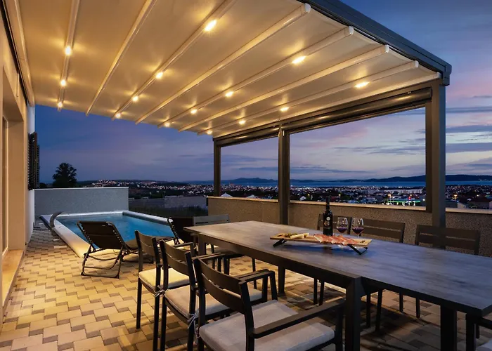 Apartman Beverly Hills, Heated Pool, Jacuzzi, 12 People